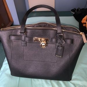 Michael Kors Hamilton Traveler Purse